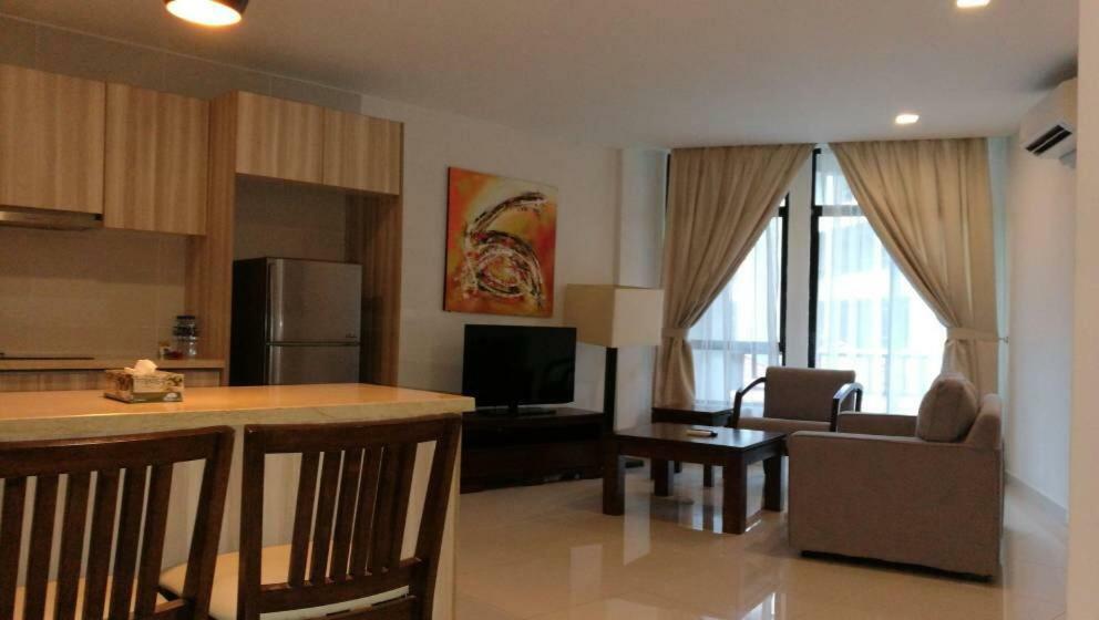 Samsuria Beach Apartment Kuantan Extérieur photo